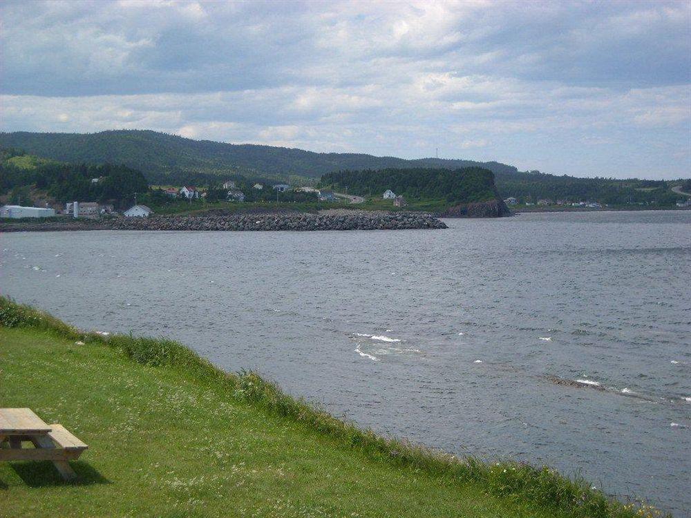 Motel Le Noroit L'Anse-au-Griffon Kültér fotó