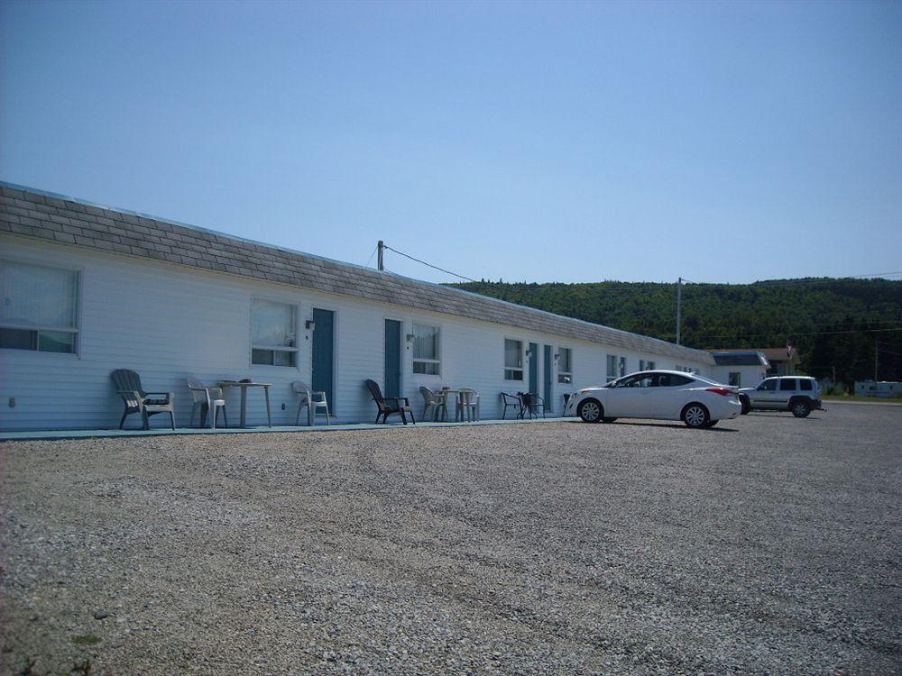 Motel Le Noroit L'Anse-au-Griffon Kültér fotó