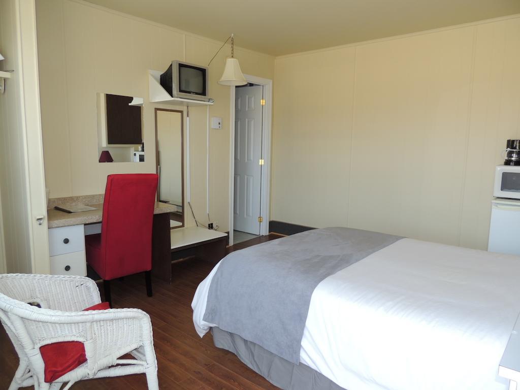 Motel Le Noroit L'Anse-au-Griffon Kültér fotó